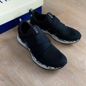 Tiem spin shoes with cleats